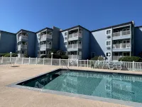 Myrtle Beach Ocean Front condo with private pool, beach access. - สระว่ายน้ำส่วนตัว