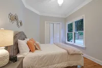 4.9-Star Rated, Stunning 3600 SF House on Golf Course - 4-Star
