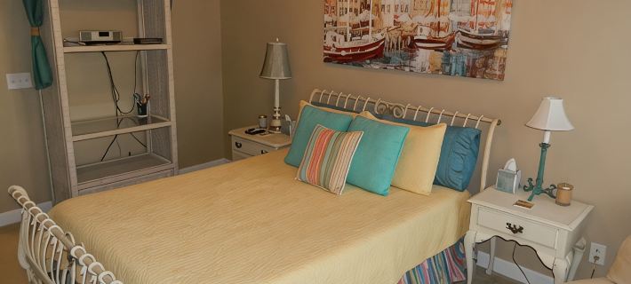 Cozy and Convenient Furnished Townhome w/view Hotels in High Point