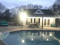The Dawg House on the Farm - 2 étoiles