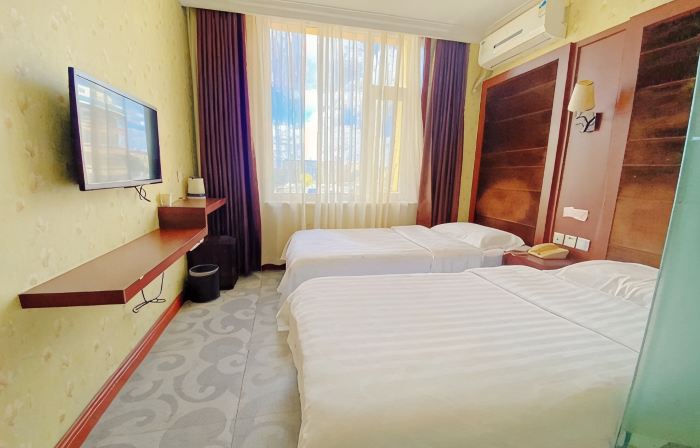 Liaoyuan Qixi Fashion Hotel
