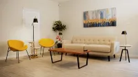 Contemporary Apartment! -near 10th- - Apartments