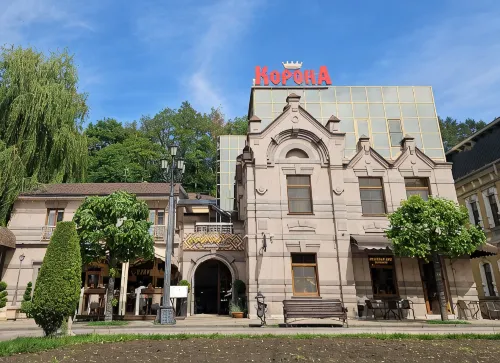 Корона - Разрешено размещения с домашними животными