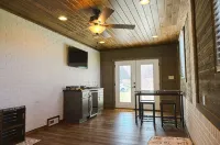 The Ranch at Wine Country - Complimentary Bottle!