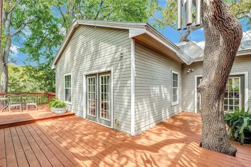 Summer Fun HQ! 10 Min to Tubing, Sleeps 18, Pool Table, Waffle Bar, EV