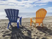 Boutique Coastal Retreat Near Salisbury Beach-2 Min Drive to Beach Hotels in Salisbury