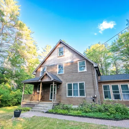 Stylish and Sun Filled Home With Tripp Pond Access