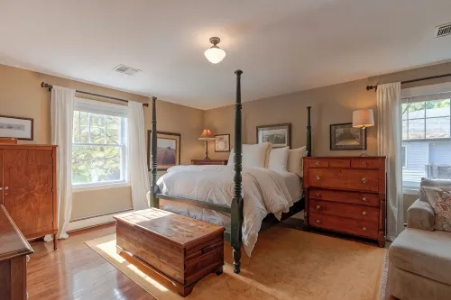 Luxurious, Gorgeous, Pristine, Convenient, Walkable 6-bedroom in State College! - 4-Star