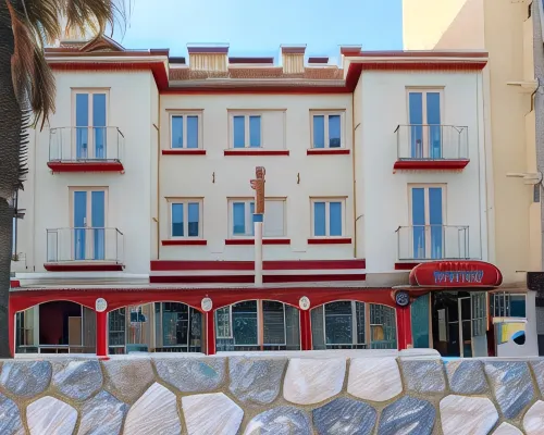 Hotel Saint Georges, Face à la Mer Hotels in Canet-en-Roussillon