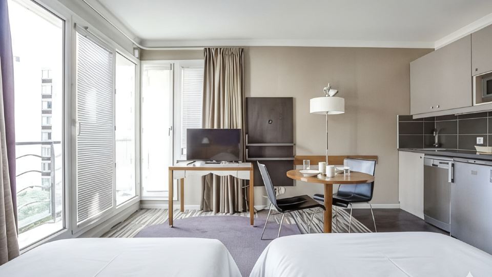 GuestReady - Studio Near Porte de Versailles Metro