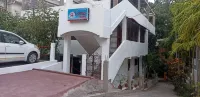 The Lotus Home - Near Marina Park & Aberdeen Bazar - Bed and Breakfasts