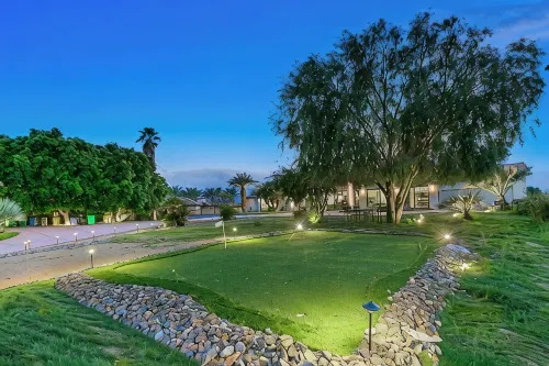 Chateau Giraffe, a unique luxurious estate near Palm Desert & La Quinta - 5 tähden