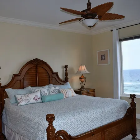 Indigo 504E BeachFront!Bonus Den,Best View&Amenities Huge Pool!HotTub Pickleball