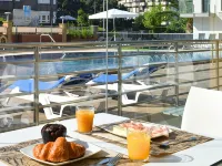 Hotel Marítimo Ris Con Garaje Hotels in Noja