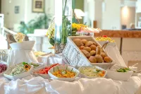 Monte Casa Spa & Wellness - breakfast