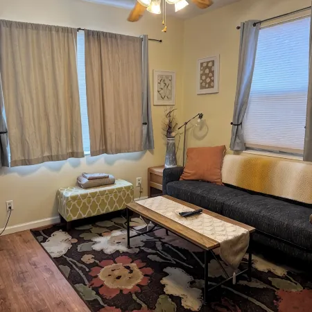 Historic Townsend Park bungalow minutes from Black Canyon National Park