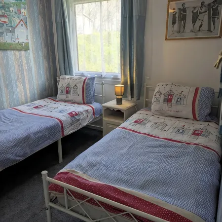 Pet friendly chalet ..  Sleeps 5 Отели в г. Бьюд