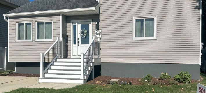 Beautiful Modern Beach House, across from Golf Course, Spacious Backyard Hotéis em Brigantine