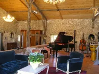 Domaine Agenas Hotels in Monflanquin