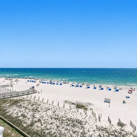 STUNNING 4TH FLOOR GULF FRONT CORNER UNIT with bunk beds