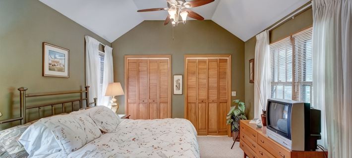Carson's Run on Cedar Mountain--Cozy retreat with spectacular mountain views. Hotels in Lumpkin County