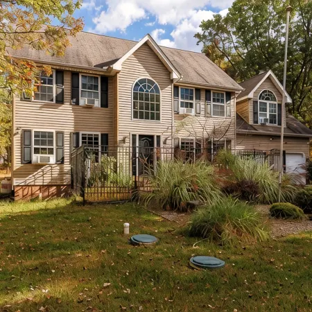 Mohawk Kudil in Poconos !Njoy Your spring with Hot Tub, Private Pool & Game Room