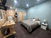 Beautiful Butte BNB 1-bedroom apartment in fantastic Palmer with WiFi. - Apartments