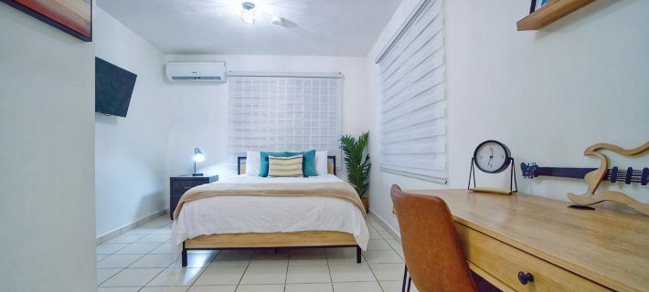 Spacious 3Br Coastal Stay Near Beaches, Restaurants and Fun Hoteles en Arecibo