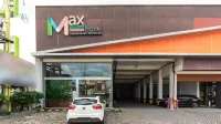 Max Hotel Panakkukang Makassar By LIFE