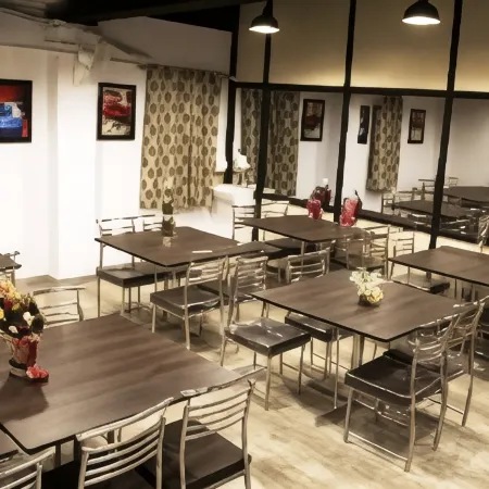 Eco Inn Dormitory - Hostel