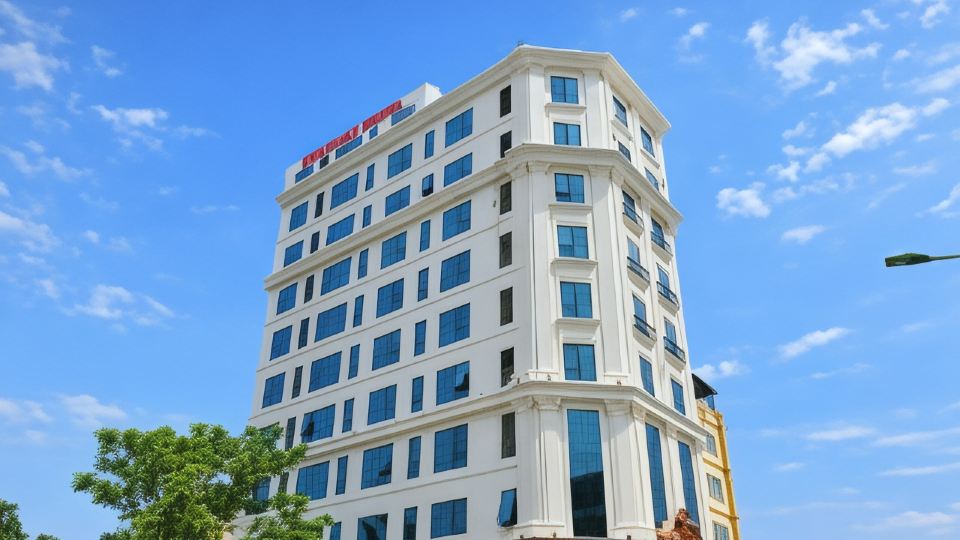 Kingdom Hotel CUA Lo