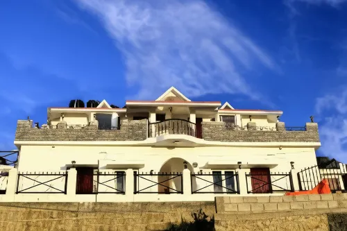 B's Hive Guest House