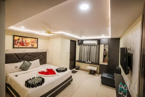 Hotel Parameshwara Luxury Awaits - 2-Star