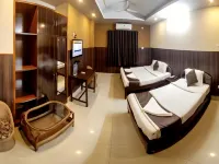 Om Shree Residency - Pet friendly