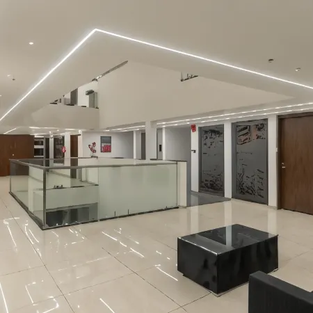 The Living Hub Business Hotel, Kolhapur