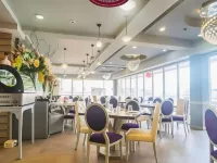 Queen Margarette Hotel - Downtown Hotele w: Quezon