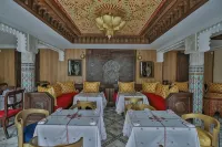 Darif's Riad & Spa - Kolam Renang