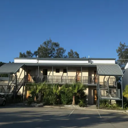 Novena Palms Motel Hotels in Northgate