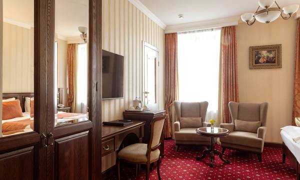 Traditsiya Hotel