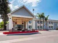 Best Western Town  Country Lodge Hotels in Tulare