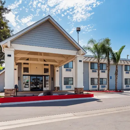 Best Western Town Country Lodge