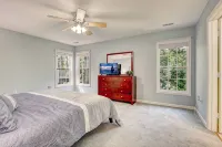 Spacious house, great deck & grill, close to boardwalk, shops, and restaurants. - Boutique
