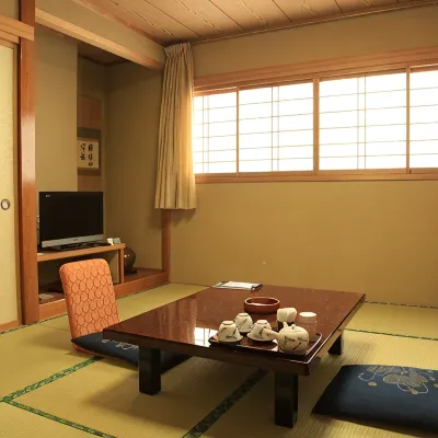 Hotel New Kotobuki Hotels near Biwa no Yu