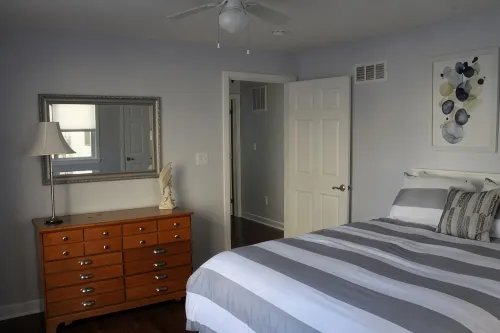 Beach Block - Modern 3BR/2Ba Family Friendly Home - 욕조