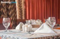 Best Western Plus Paramount Hotel - breakfast