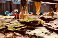 Emens Hotel - breakfast