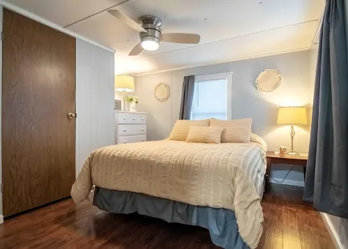 Come enjoy a stay at Pleasant Lane! Plenty of parking & great surrounding area! - 2-Star
