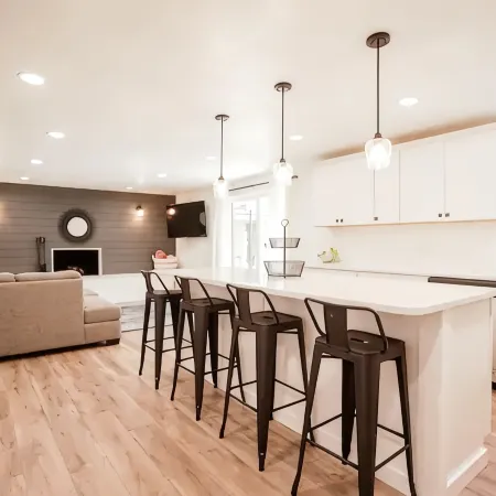 Bright 5-BDR Home in the heart of Ogden-3600 sq.ft