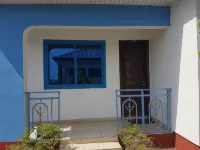Blue Hill Hotel - parking