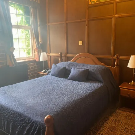 Lyndon House